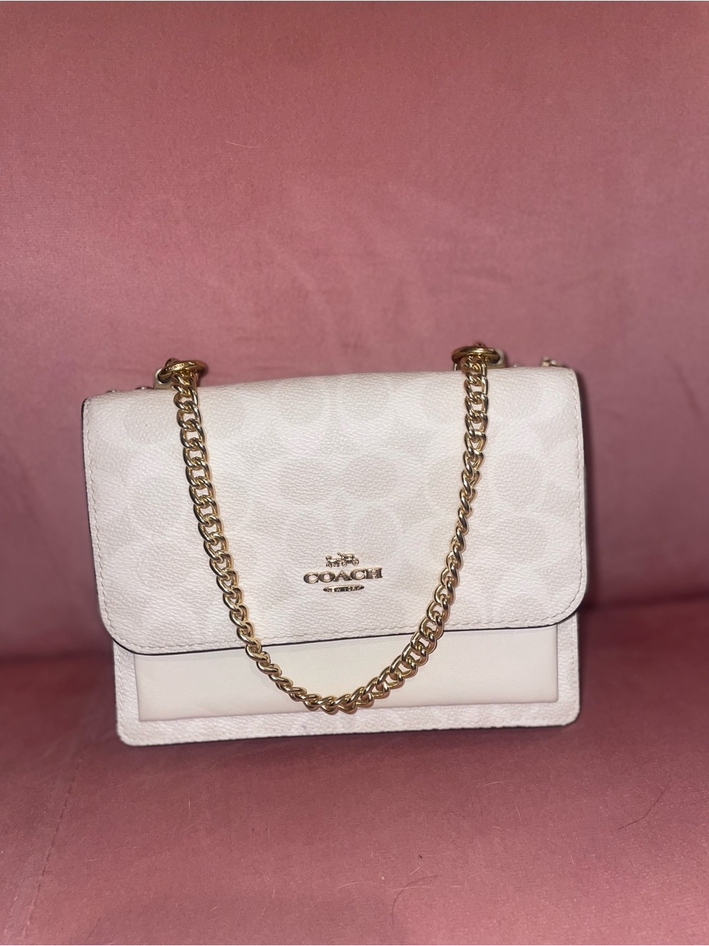 Coach Cream Signature Pebble Leather Chain Shoulder Bag